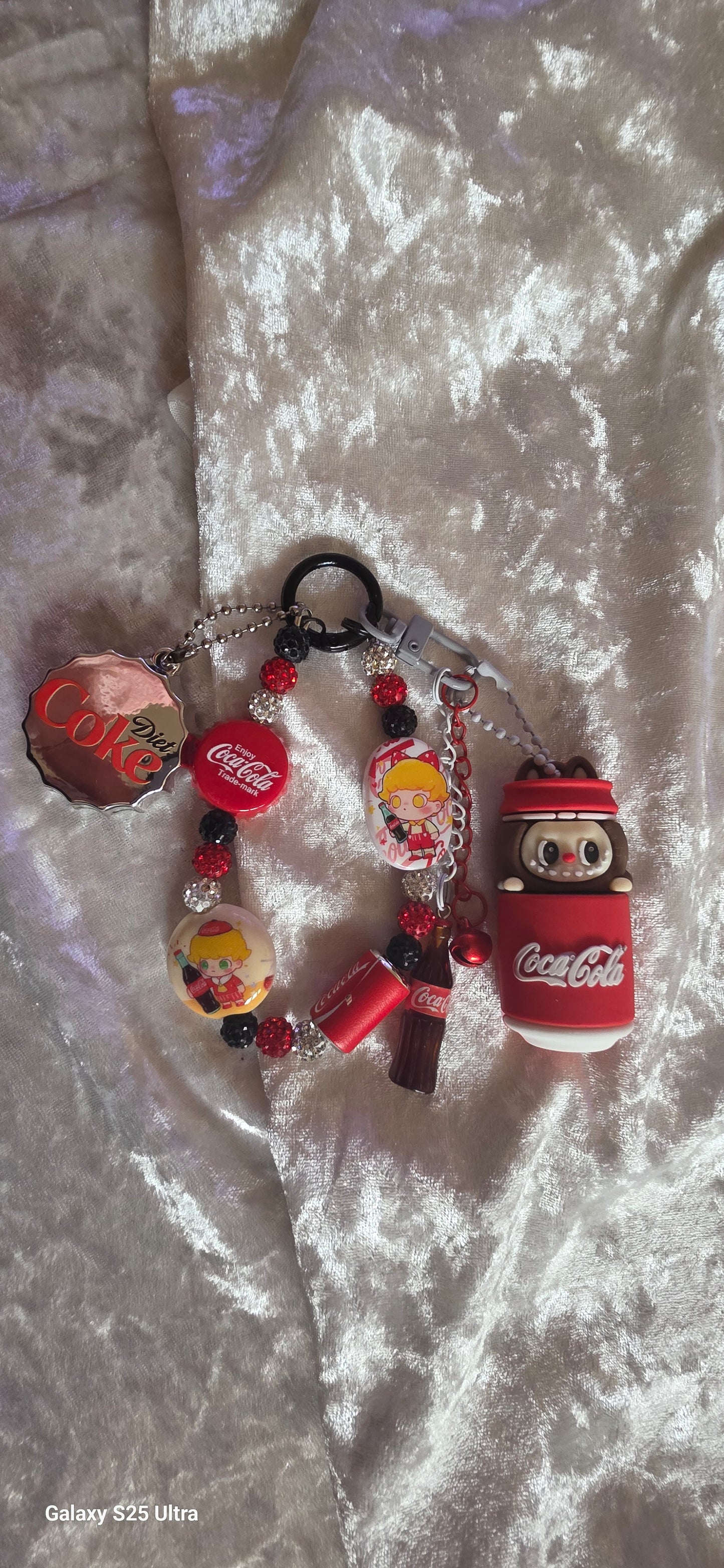 Porte clé coca labubu